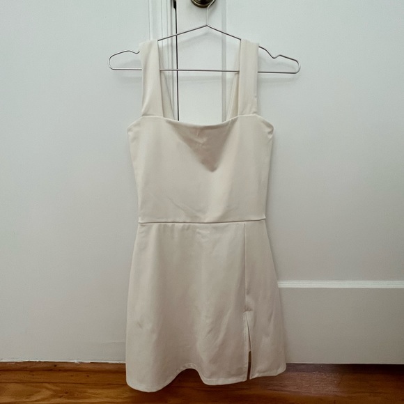 Reformation Daria EcoMove Active Dress - Picture 3 of 3